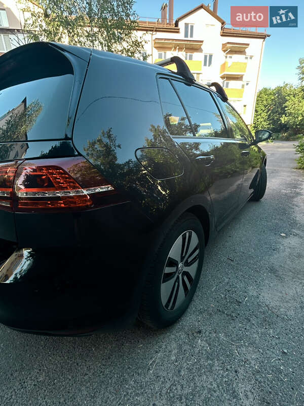 Хэтчбек Volkswagen e-Golf 2014 в Виннице фото 23 Хэтчбек Volkswagen e-Golf 2014 в Виннице