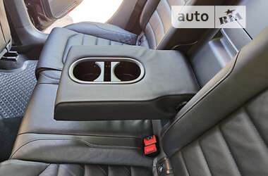 Хэтчбек Volkswagen e-Golf 2015 в 