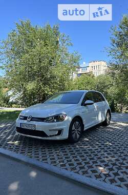 Хетчбек Volkswagen e-Golf 2015 в Харкові