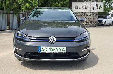 Хетчбек Volkswagen e-Golf 2018 в Ужгороді