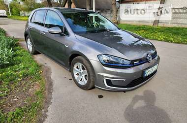 Хетчбек Volkswagen e-Golf 2015 в Полтаві