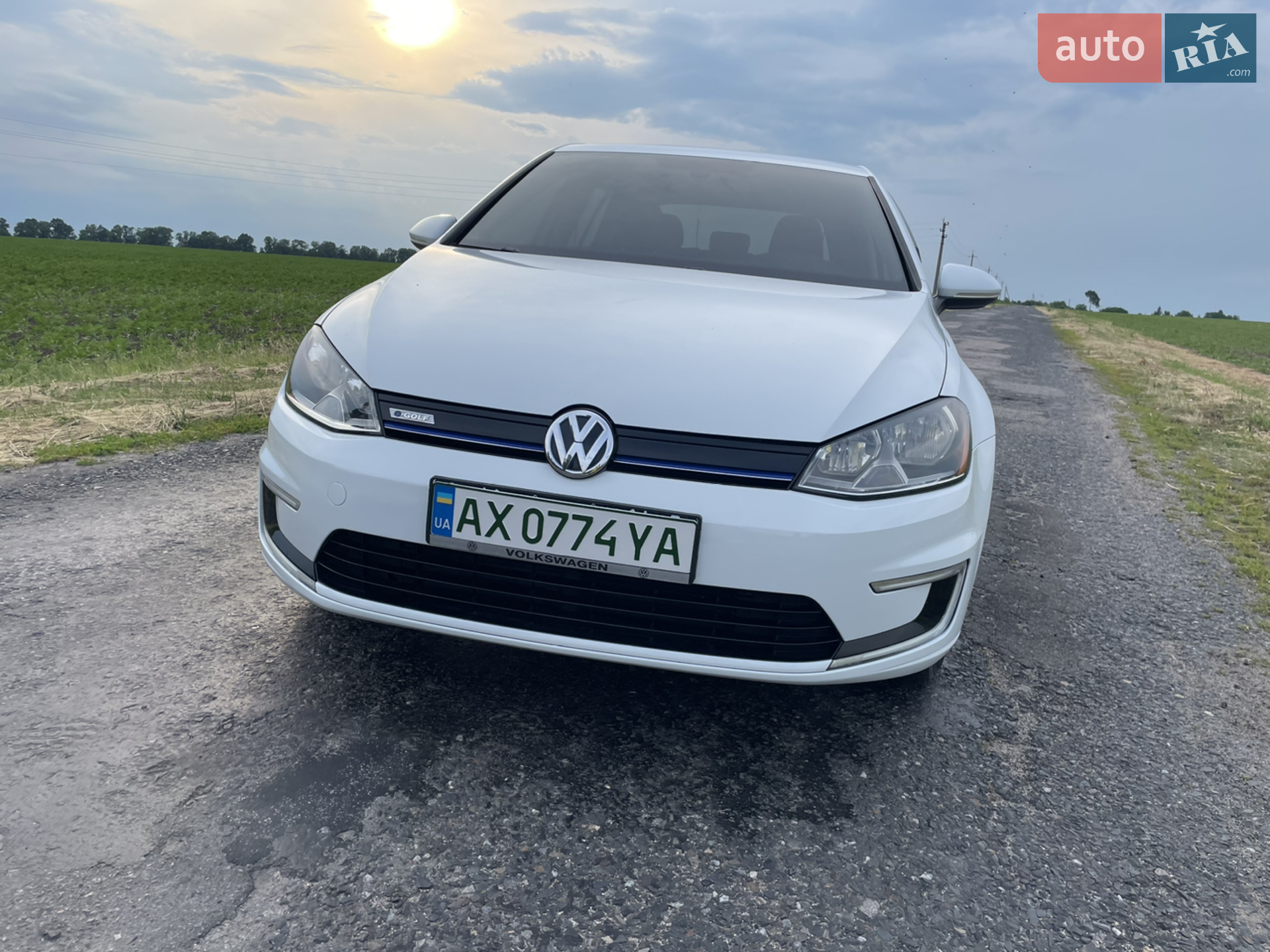 2015 Volkswagen Golf - фото 1