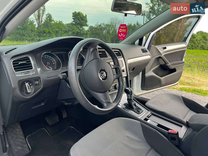 Хэтчбек Volkswagen e-Golf 2015 в Харькове