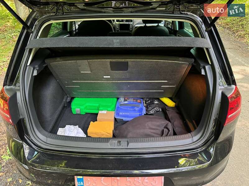 Хэтчбек Volkswagen e-Golf 2015 в Луцке