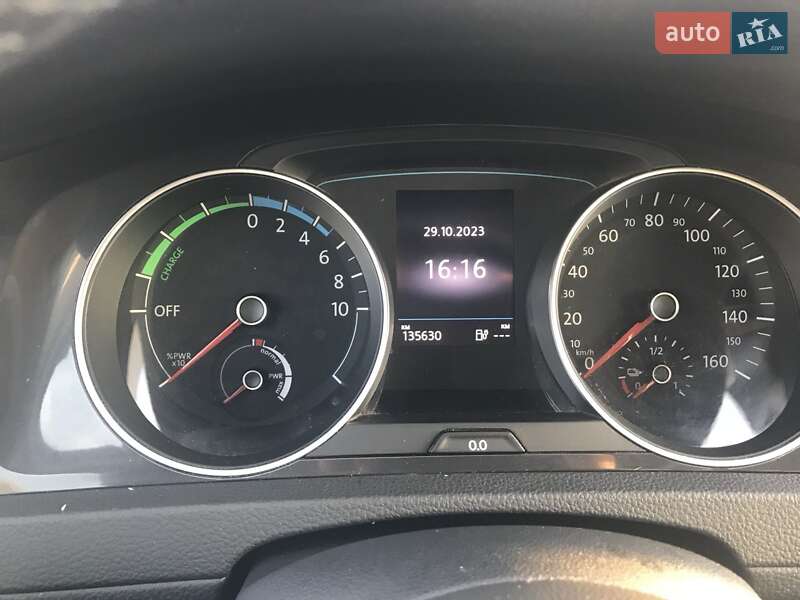 Хетчбек Volkswagen e-Golf 2018 в Житомирі