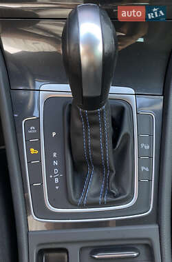 Хетчбек Volkswagen e-Golf 2019 в 