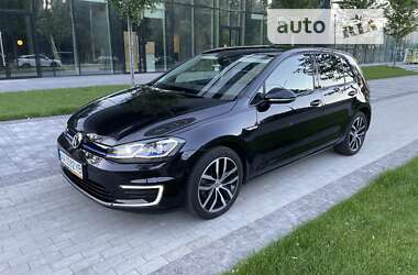 Хетчбек Volkswagen e-Golf 2019 в Києві