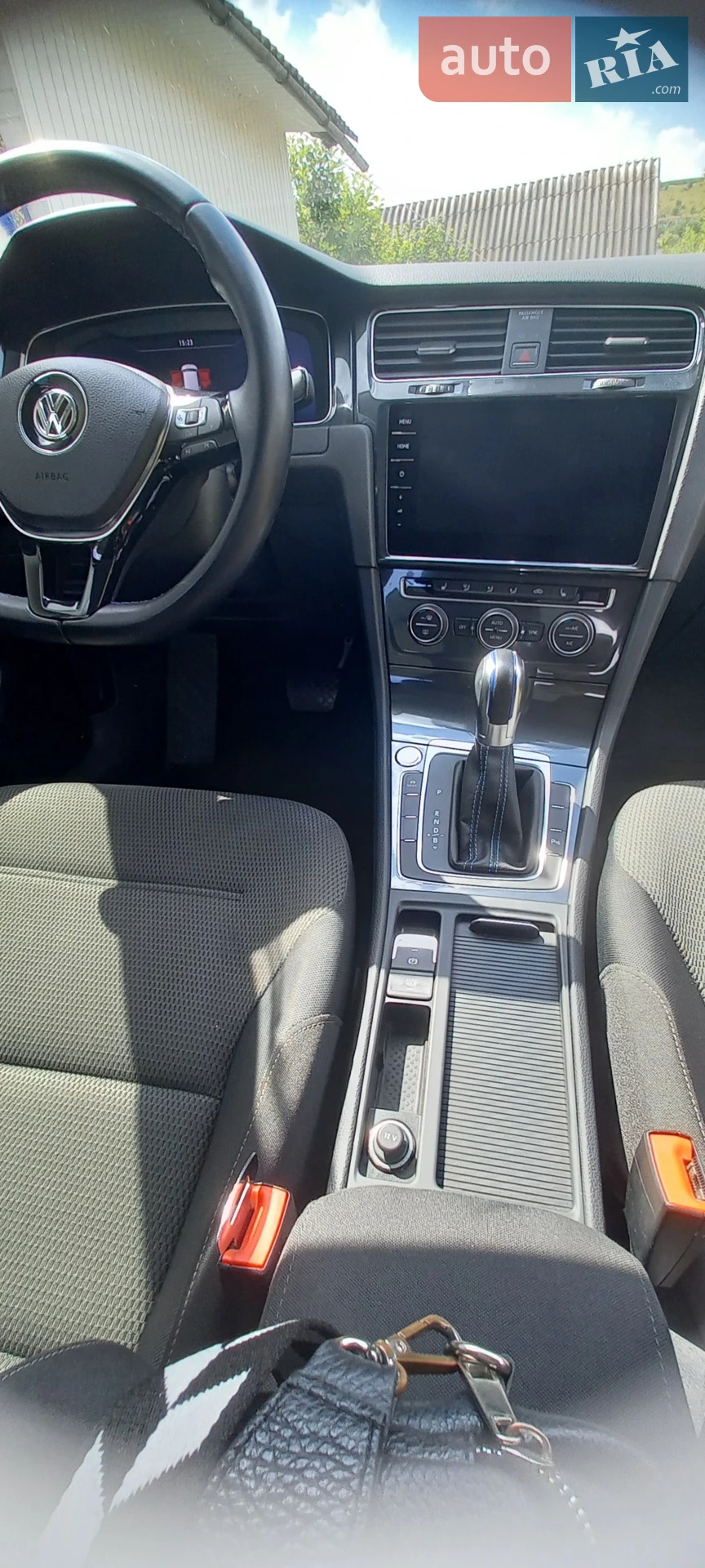 2017 Volkswagen Golf - мініатюра 3