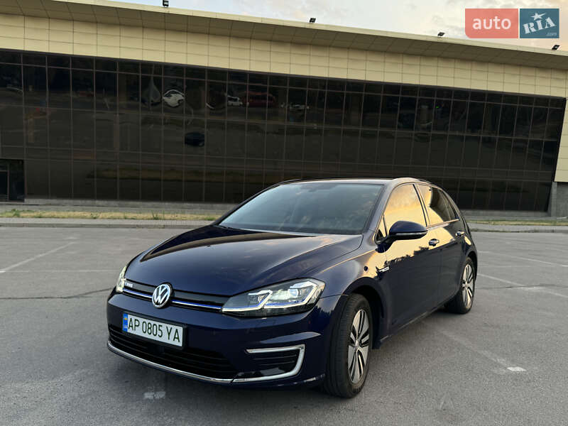 Хэтчбек Volkswagen e-Golf 2018 в Запорожье