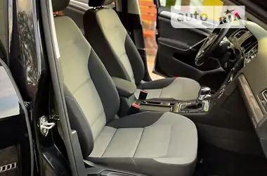 Volkswagen e-Golf 2015