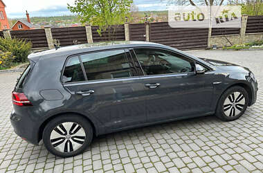 Хетчбек Volkswagen e-Golf 2015 в Хмельницькому