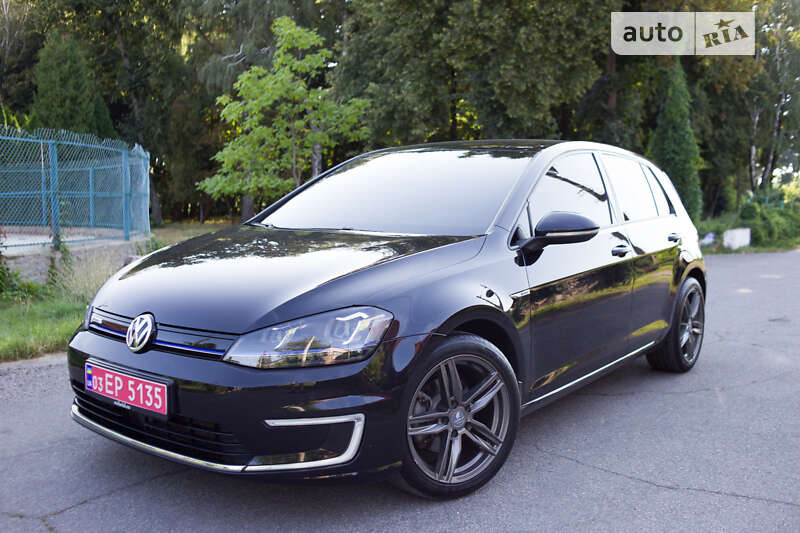 Volkswagen e-Golf 2014