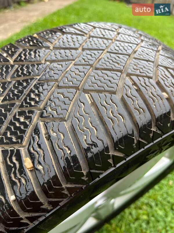 Хэтчбек Volkswagen e-Golf 2015 в Рожнятове