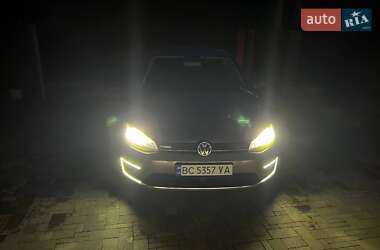 Хэтчбек Volkswagen e-Golf 2014 в Львове