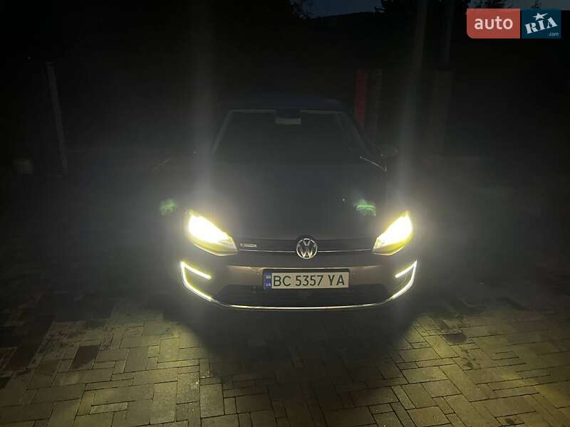 Хетчбек Volkswagen e-Golf 2014 в Львові