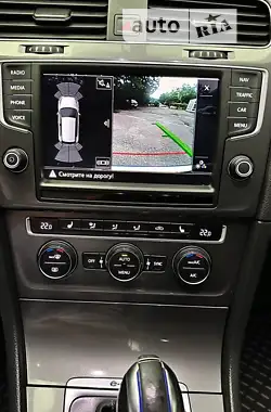 Volkswagen e-Golf 2016