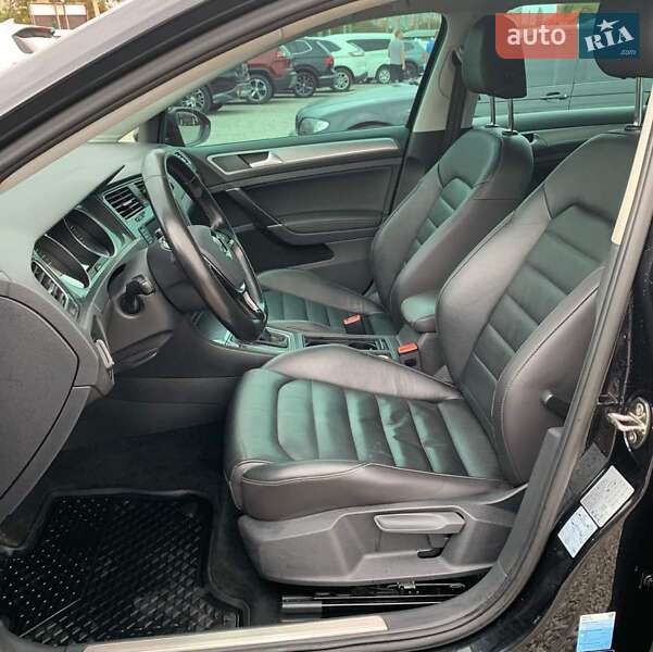 Хетчбек Volkswagen e-Golf 2014 в Кропивницькому