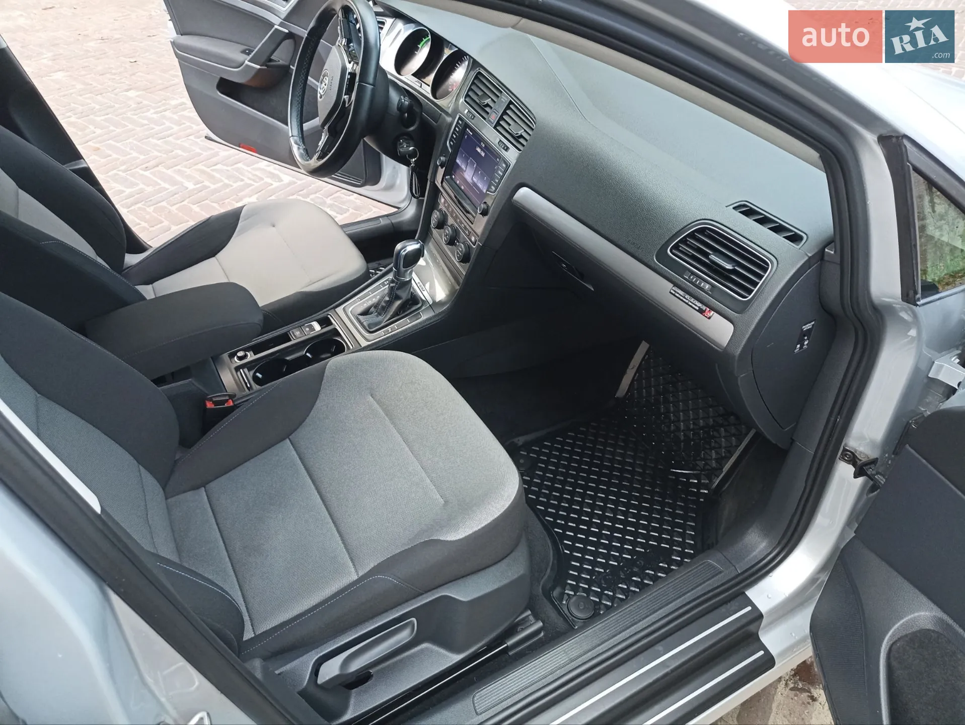 2015 Volkswagen Golf - мініатюра 18
