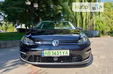 Хэтчбек Volkswagen e-Golf 2015 в Виннице