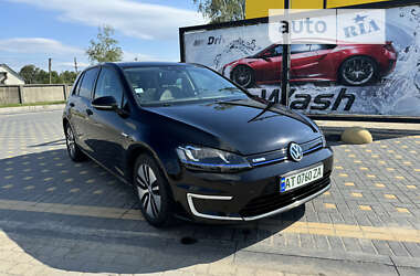 Хэтчбек Volkswagen e-Golf 2014 в Коломые