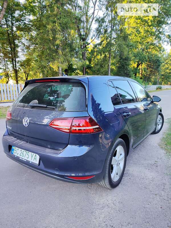 Хетчбек Volkswagen e-Golf 2015 в Дрогобичі