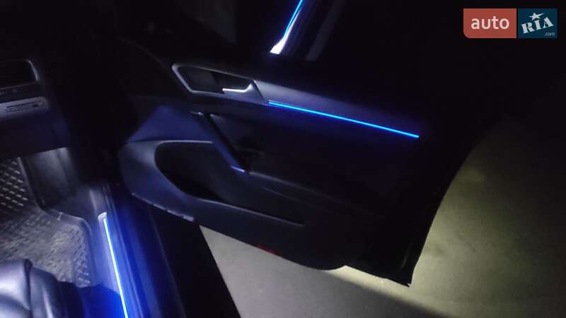 Хэтчбек Volkswagen e-Golf 2016 в Днепре