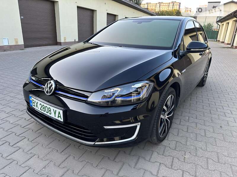 Хэтчбек Volkswagen e-Golf 2018 в Хмельницком