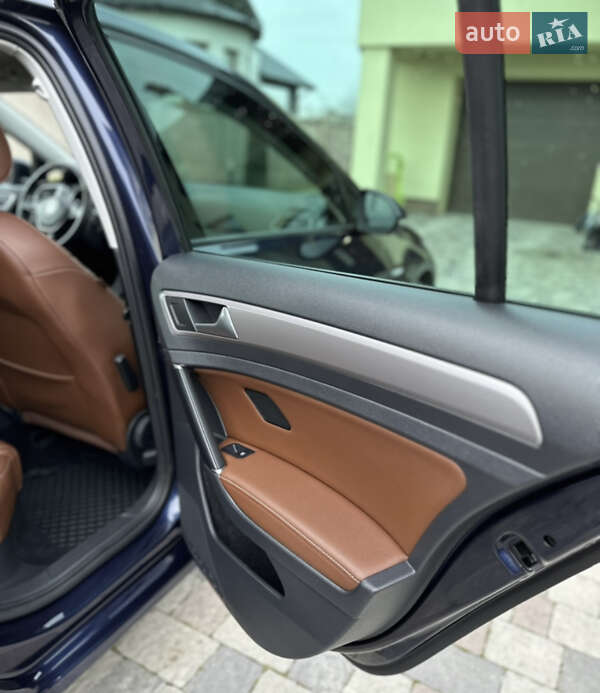 Хэтчбек Volkswagen e-Golf 2015 в Ивано-Франковске