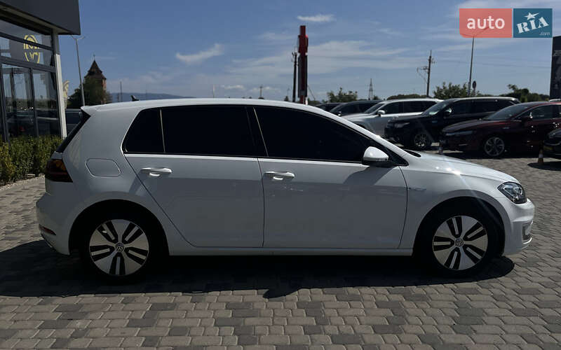 Хетчбек Volkswagen e-Golf 2017 в Мукачевому