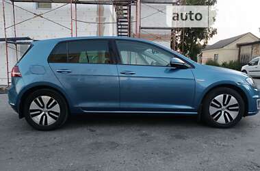 Хэтчбек Volkswagen e-Golf 2016 в Ровно