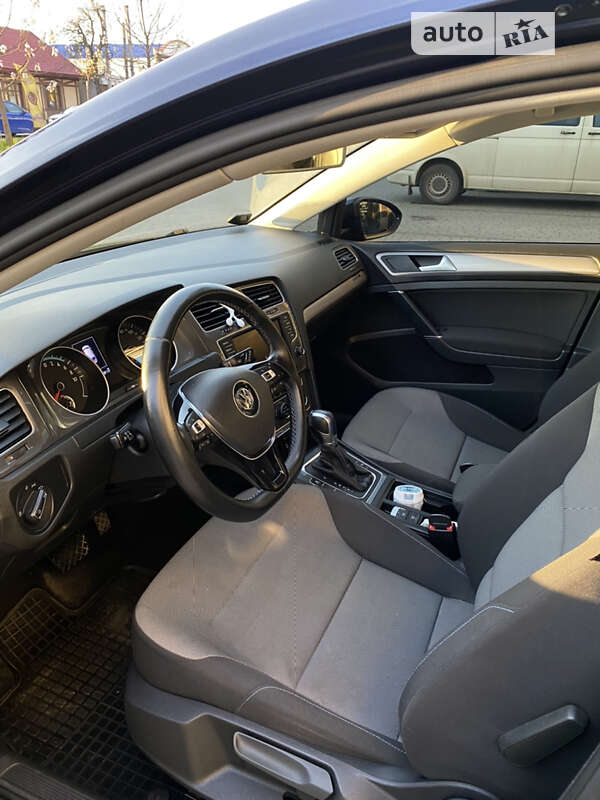 Хэтчбек Volkswagen e-Golf 2014 в Баранинцах фото 9 Хэтчбек Volkswagen e-Golf 2014 в Баранинцах