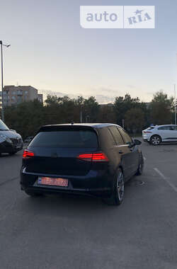 Хэтчбек Volkswagen e-Golf 2016 в Ровно