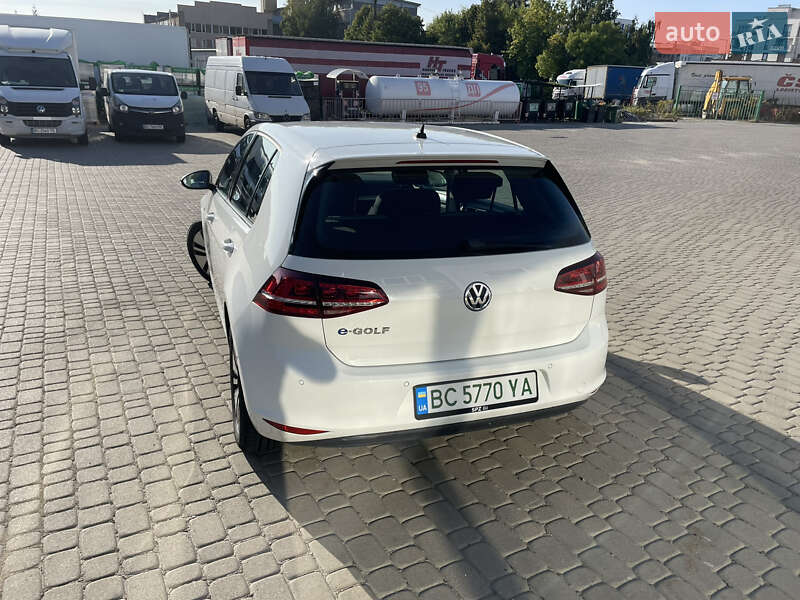 Хетчбек Volkswagen e-Golf 2014 в Львові