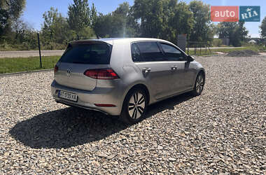 Хэтчбек Volkswagen e-Golf 2018 в Калуше