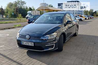 Хетчбек Volkswagen e-Golf 2017 в Львові