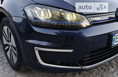 Хэтчбек Volkswagen e-Golf 2015 в Полтаве