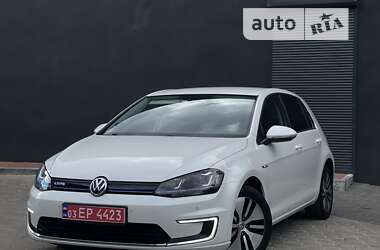 Хетчбек Volkswagen e-Golf 2015 в Ужгороді