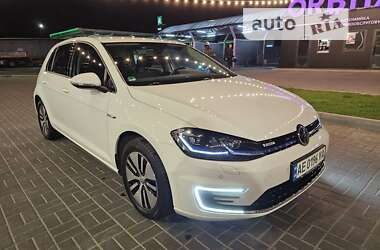 Хэтчбек Volkswagen e-Golf 2020 в Днепре