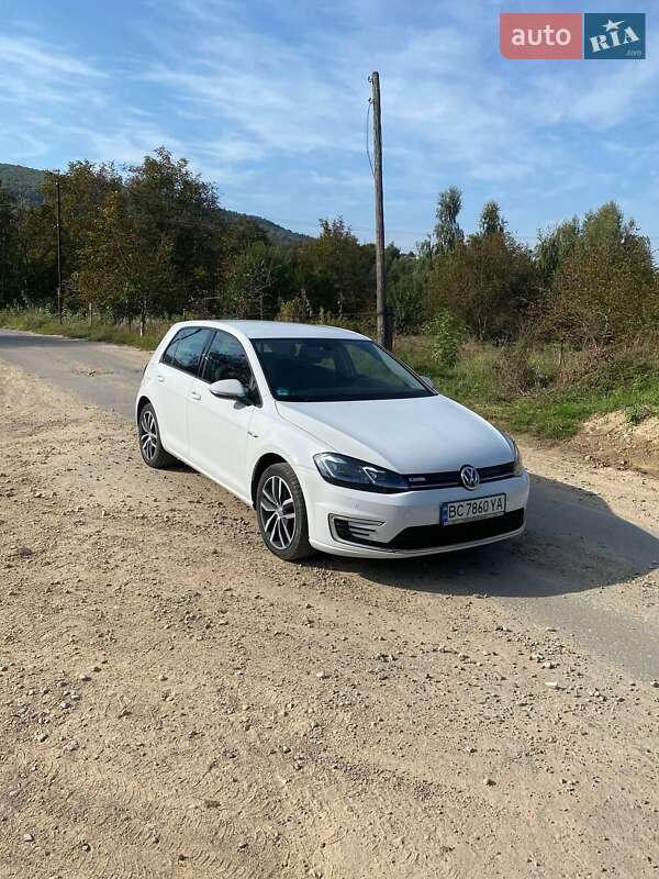 Хэтчбек Volkswagen e-Golf 2020 в Дрогобыче
