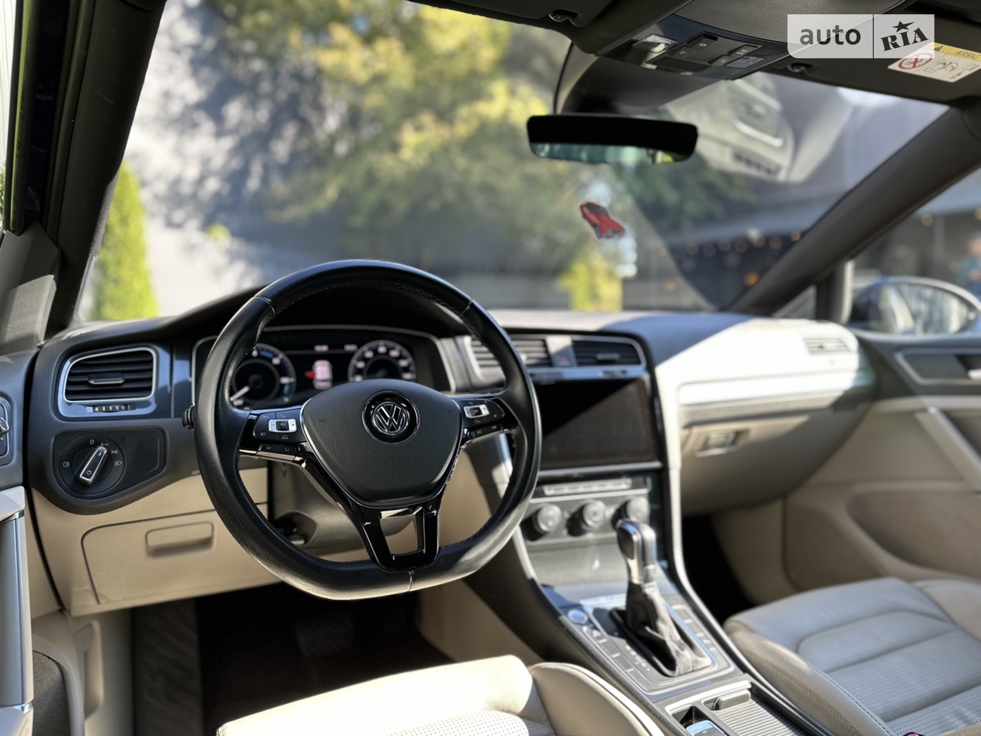 2017 Volkswagen Golf - мініатюра 21