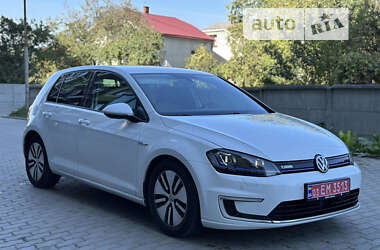 Хетчбек Volkswagen e-Golf 2016 в Львові