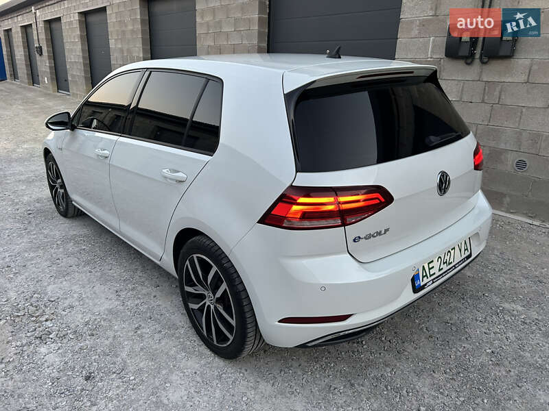 Хетчбек Volkswagen e-Golf 2018 в Кривому Розі