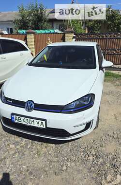 Хетчбек Volkswagen e-Golf 2016 в Жмеринці