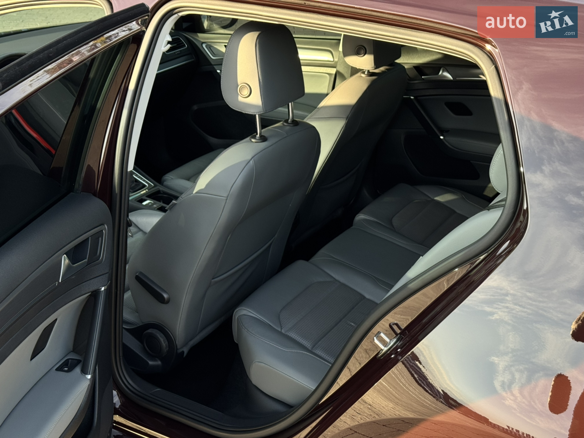 2018 Volkswagen Golf - мініатюра 10
