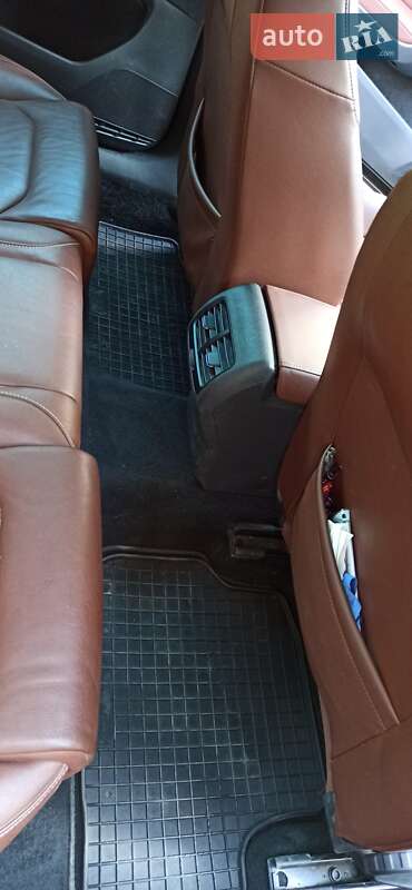 Хэтчбек Volkswagen e-Golf 2014 в Киеве