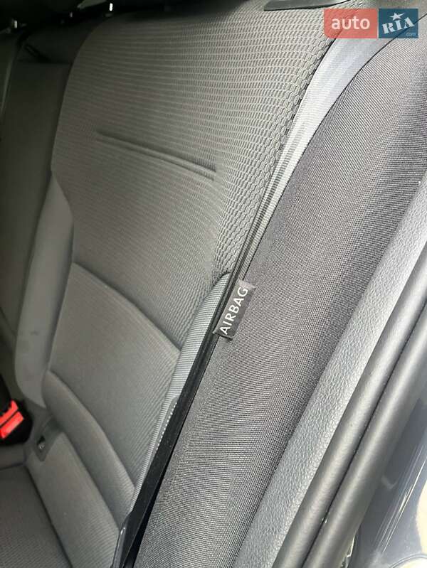 Хэтчбек Volkswagen e-Golf 2020 в Киеве