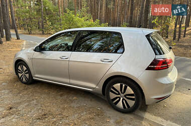 Хэтчбек Volkswagen e-Golf 2016 в Полтаве