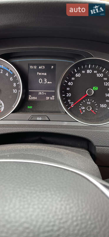 Хетчбек Volkswagen e-Golf 2016 в Полтаві