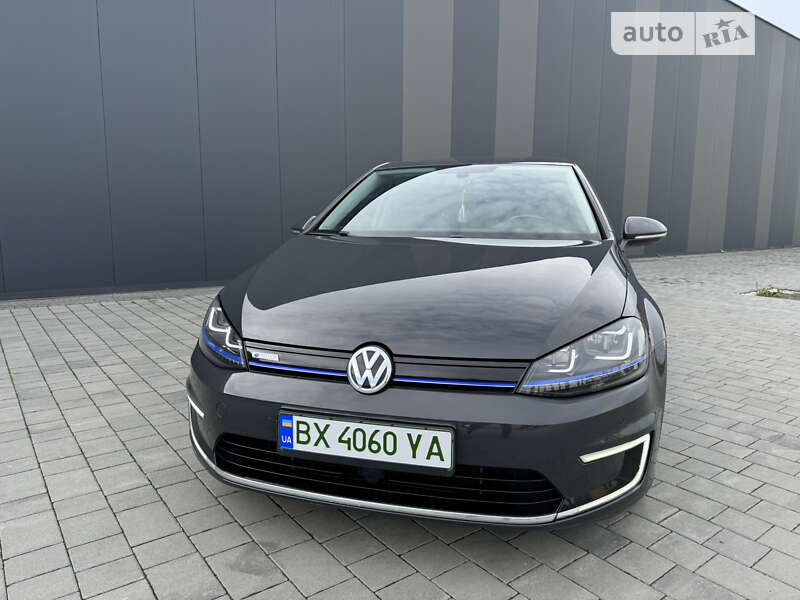 Хэтчбек Volkswagen e-Golf 2015 в Хмельницком