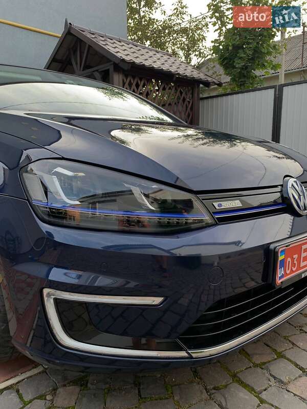 Хэтчбек Volkswagen e-Golf 2015 в Мукачево фото 19 Хэтчбек Volkswagen e-Golf 2015 в Мукачево